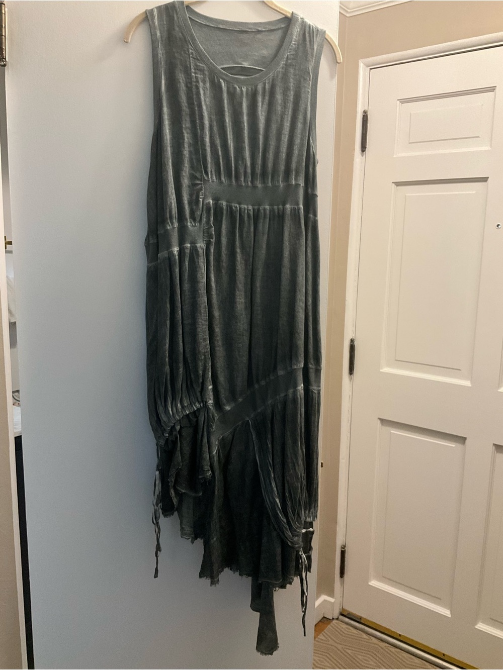 Studio 3B Gray Lightweight Midi Dress